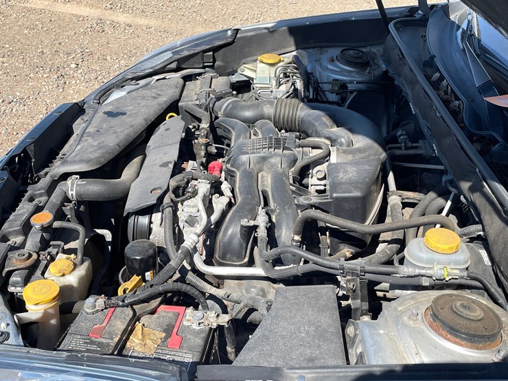 #1404-•-2014-subaru-legacy-(has-mn-title)-image-20