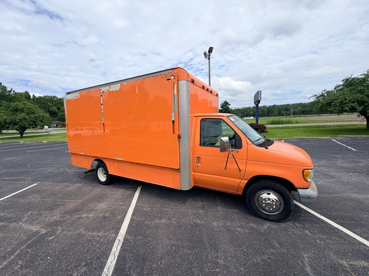 #24061-•-1998-ford-econoline-box-truck-image-15