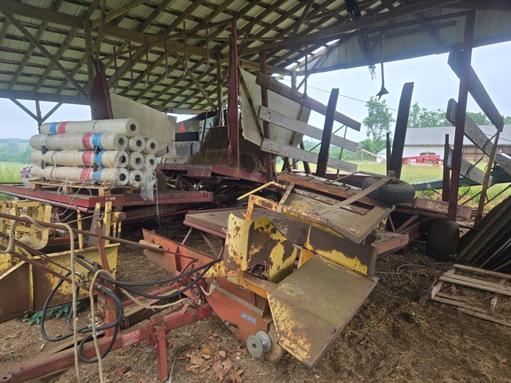 new-holland-1002-image-1