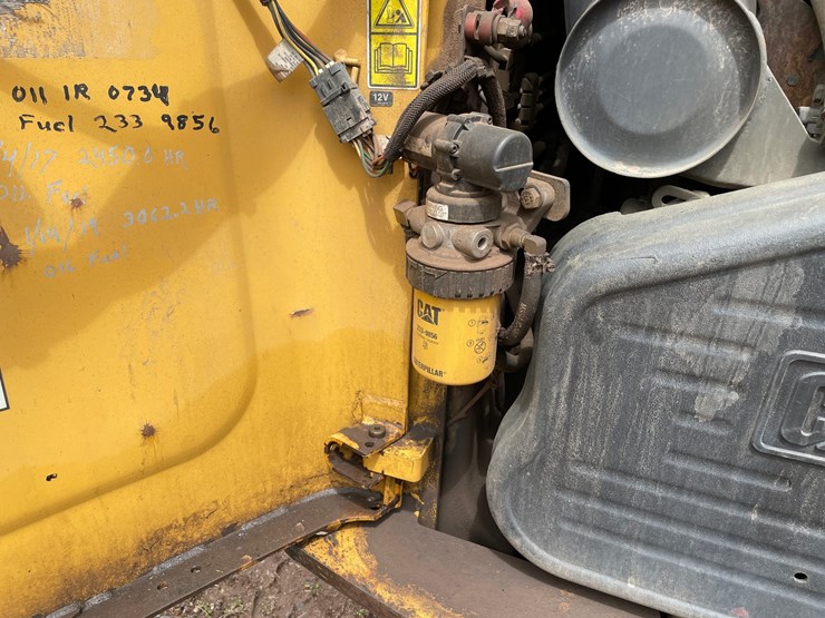 2006-caterpillar-272c-image-38
