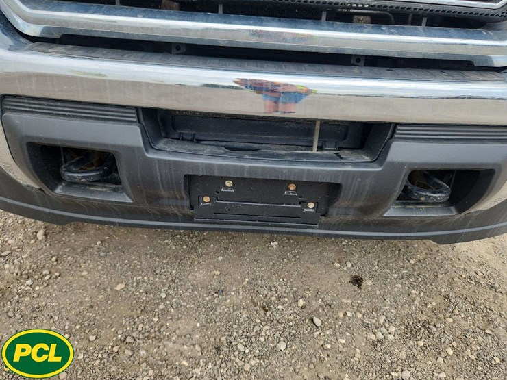 2017-gmc-sierra-2500hd-image-44