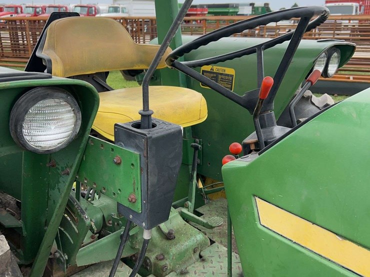 john-deere-2940-image-18