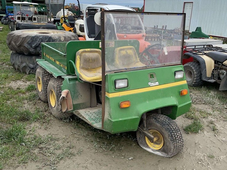 john-deere-gator-image-1