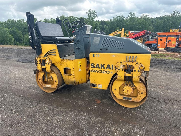 sakai-sw320-1-image-1