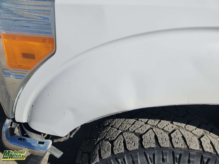 2011-ford-f350-image-36