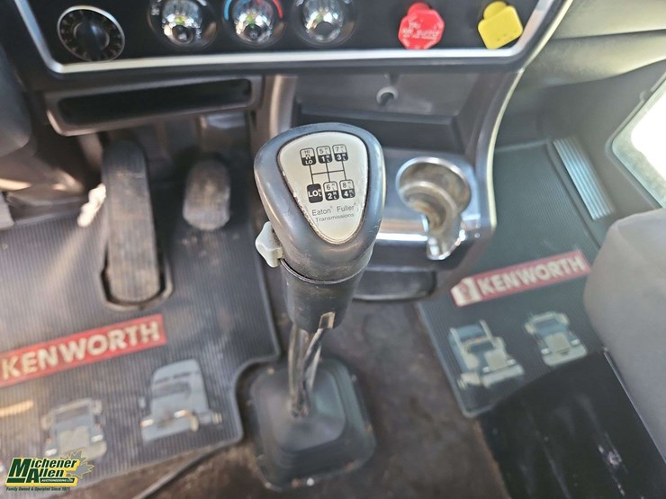 2007-kenworth-t800-image-22