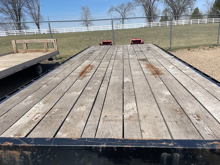#1204-•-2021-towmaster-flatbed-trailer-(has-mn-title)-image-7