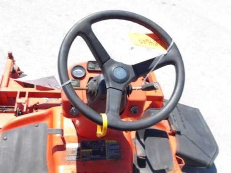 2006-kubota-f3680-image-14