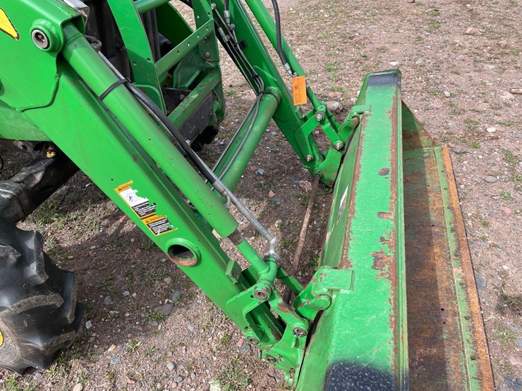 2005-john-deere-4120-image-29