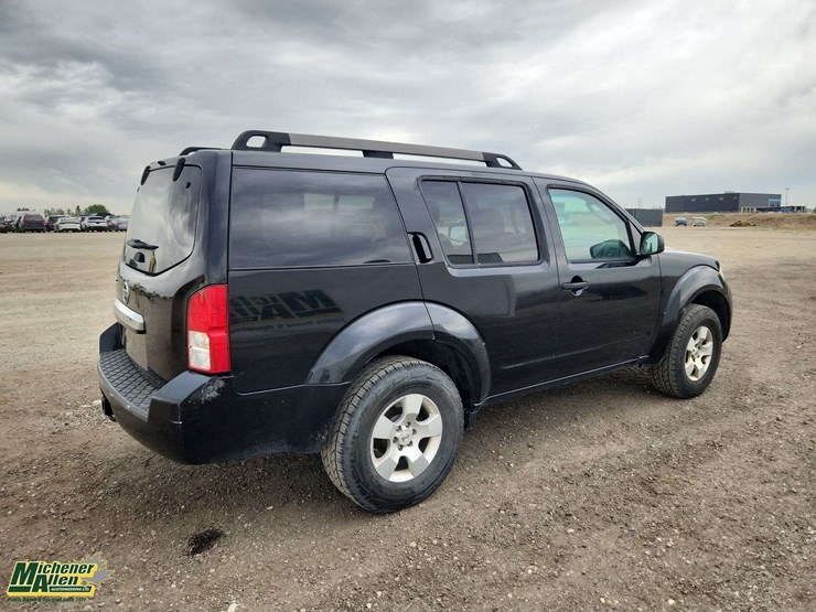 2008-nissan-pathfinder-image-4