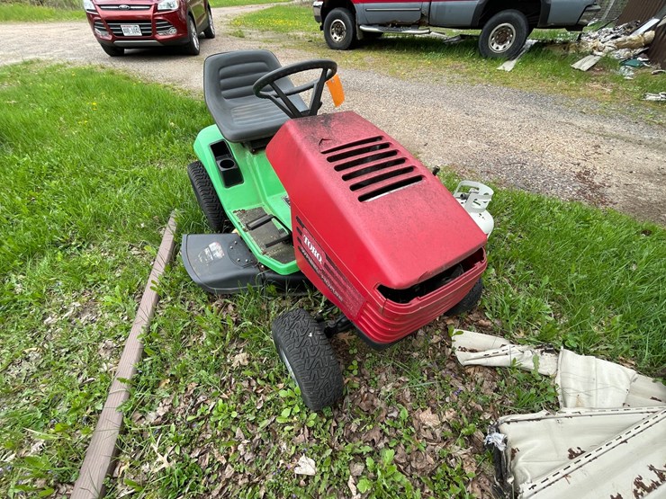 #2863-•-riding-lawn-mower-(or)-image-5