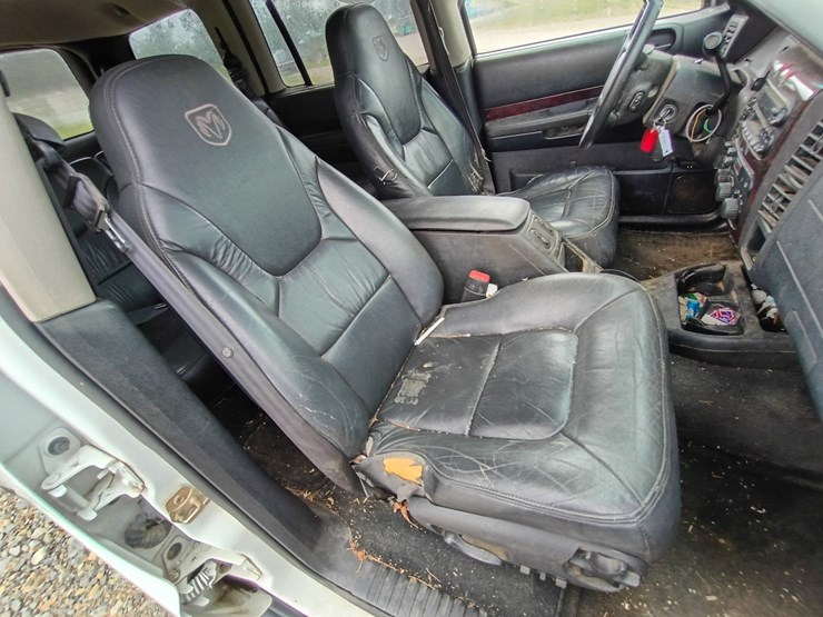 2002-dodge-durango-image-32