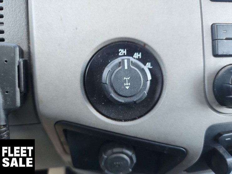 2015-ford-f350-image-25