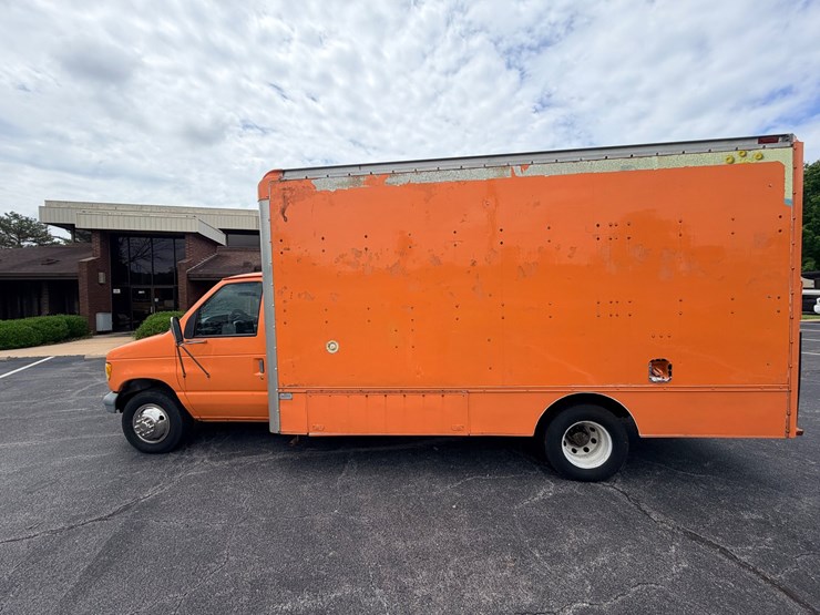 #24061-•-1998-ford-econoline-box-truck-image-7