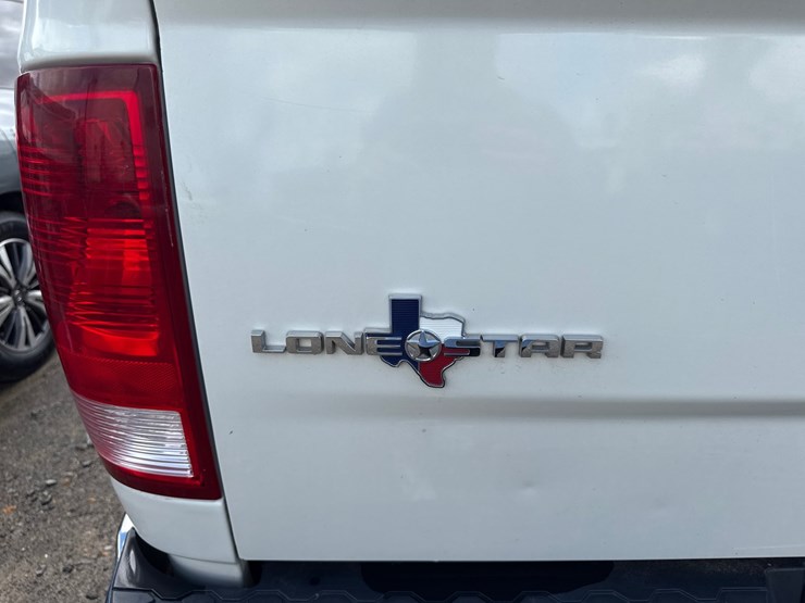 2016-dodge-1500-image-7