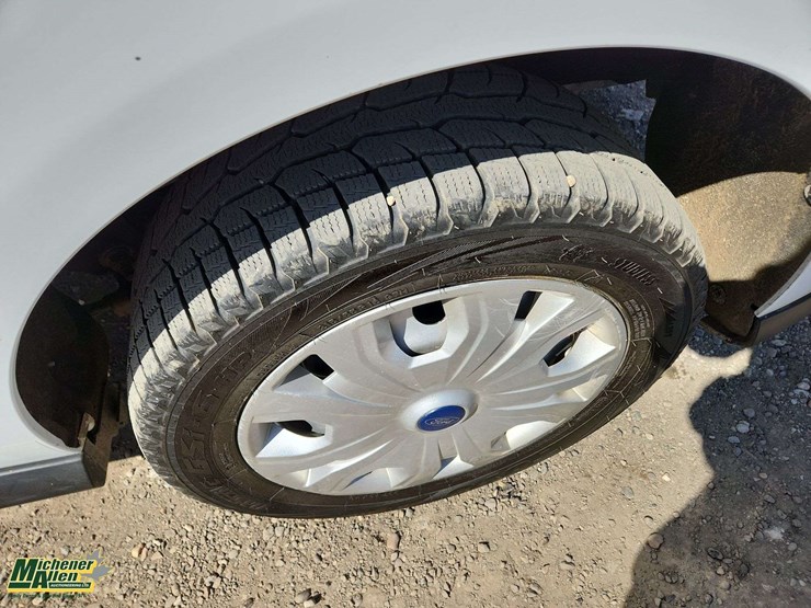 2022-ford-transit-connect-image-11