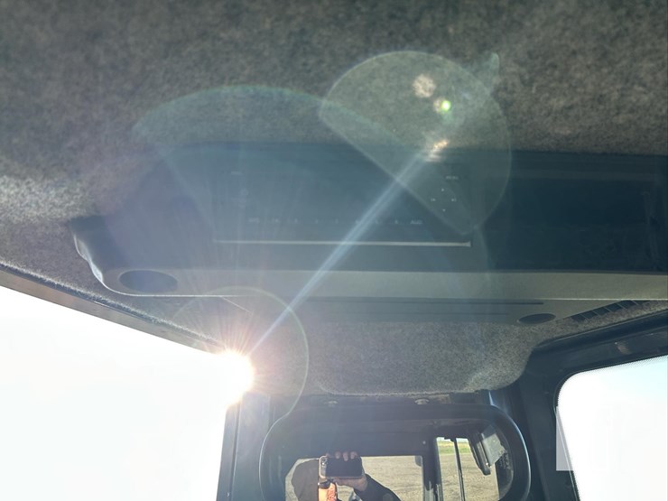 2017-deere-700k-xlt-image-50