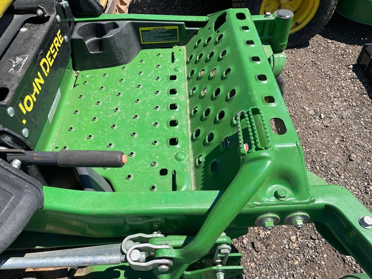 2020-john-deere-z915e-image-16