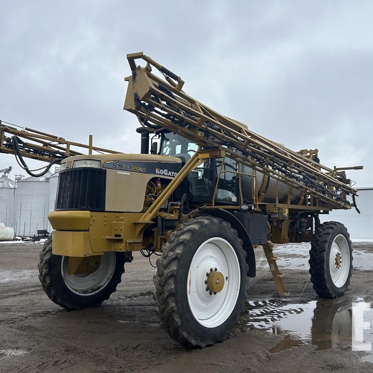 2009 AG-CHEM ROGATOR SS1084