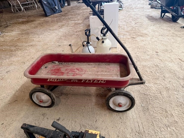 radio-flyer-wagon-image-1
