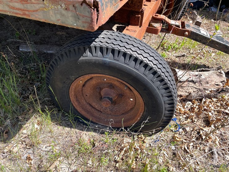 #2833-•-truck-box-on-running-gear-(or)-image-9