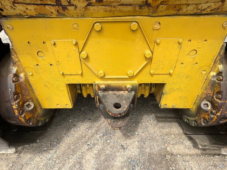 1974-caterpillar-d5-image-29