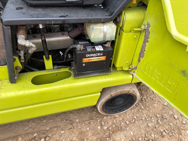 #1000-•-clark-glx30-forklift-image-23