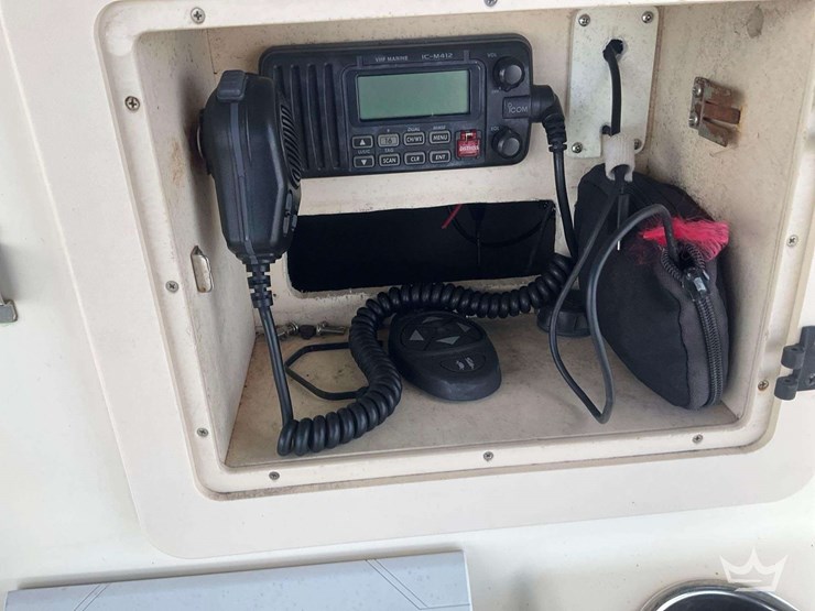 2013-parker-2501-center-console-28ft-boat-with-2000-float-on-30ft-t/a-boat-trailer-image-25