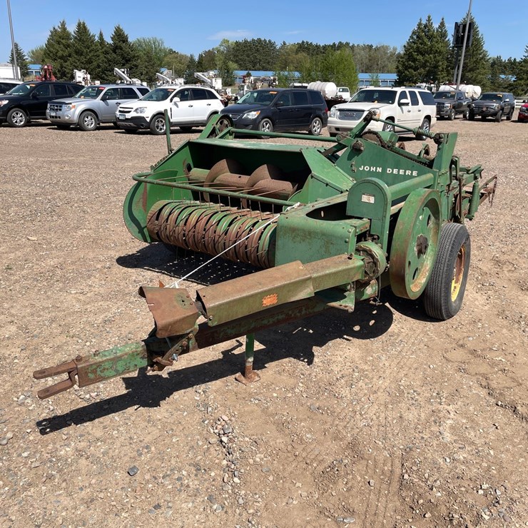 JOHN DEERE 14T