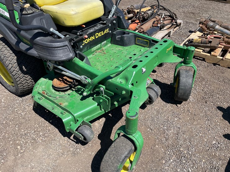 2016-john-deere-z915b-image-8