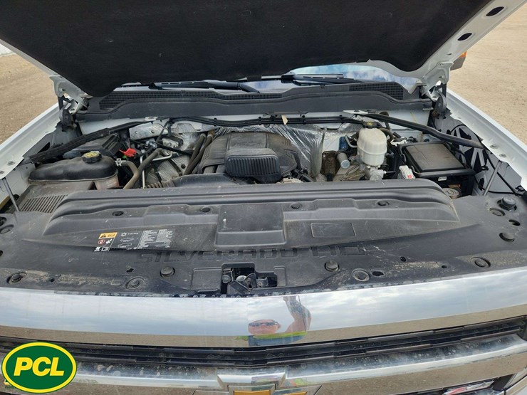2017-chevrolet-silverado-2500hd-image-26