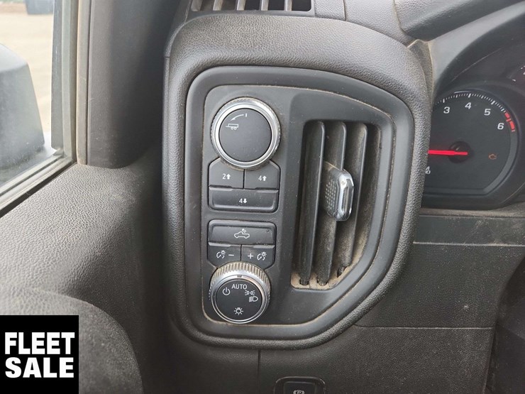2020-gmc-sierra-2500hd-image-22