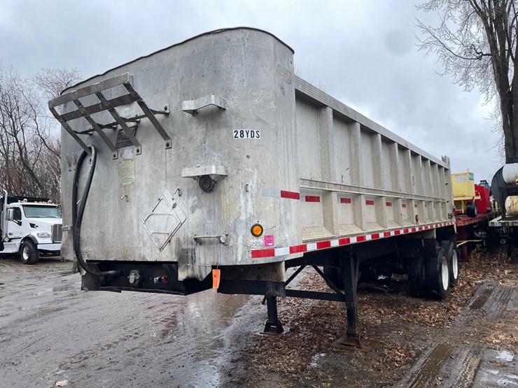 #1210-•-1974-easton-end-dump-trailer-(has-mn-title)-image-1