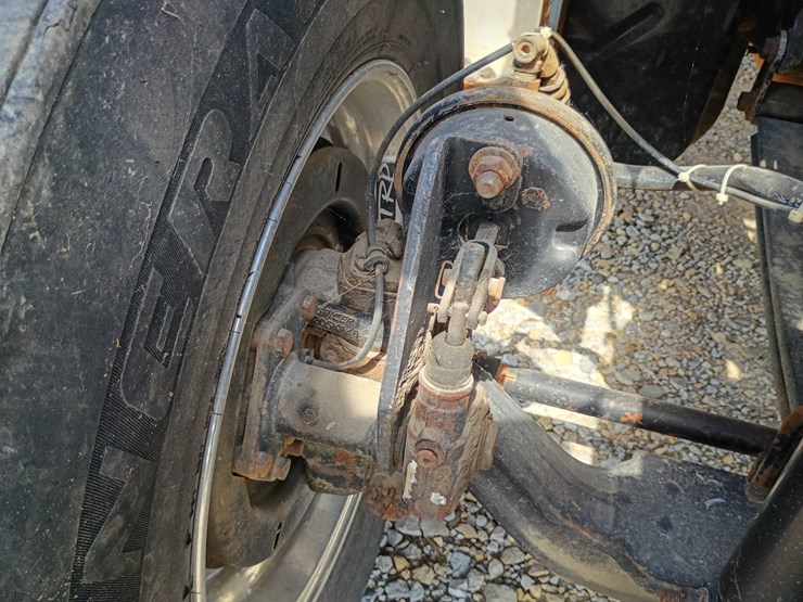 2005-ford-f750-image-107