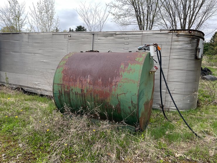 #2815-•-metal-fuel-tank-(g)-image-6