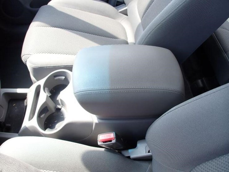 2007-kia-rondo-ex-sport-utility-vehicle-knafg52667-image-22