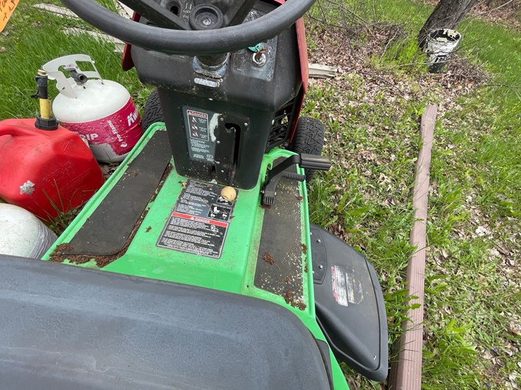 #2863-•-riding-lawn-mower-(or)-image-8