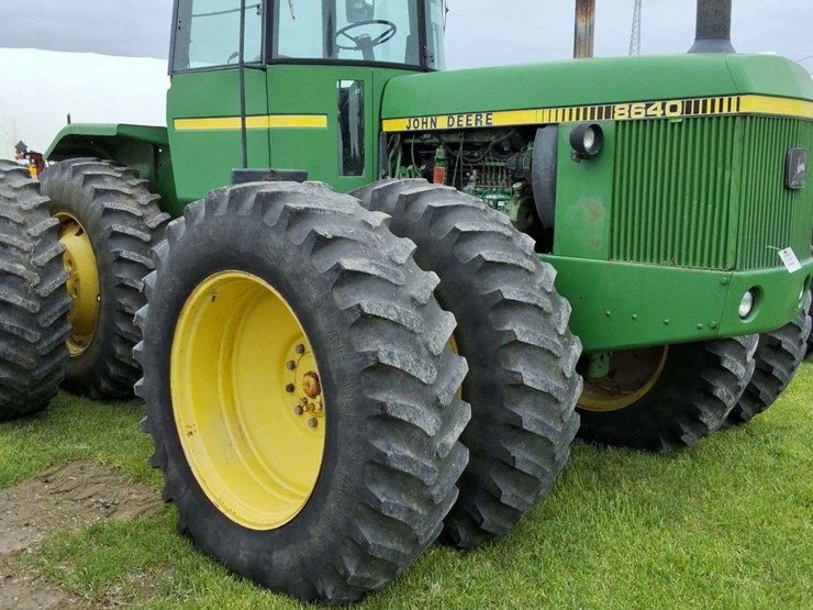john-deere-8640-image-3