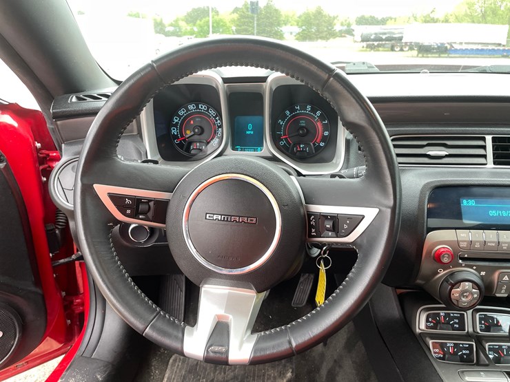 #1409-•-2010-chevy-camaro-ss-(has-tx-title)-image-27