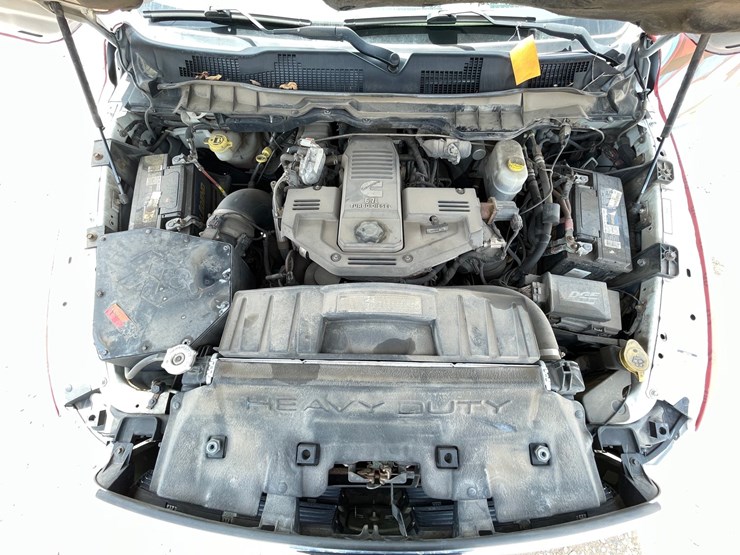 2011-dodge-ram-3500-image-21