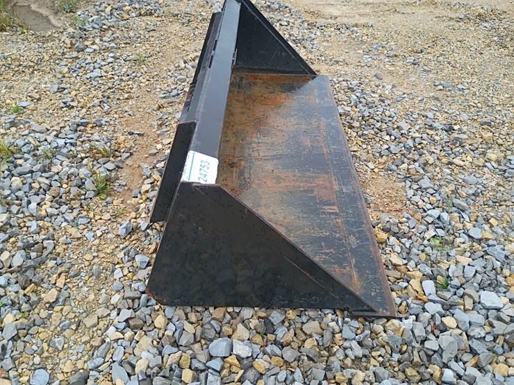 #24753-•-72"-smooth-bucket-skid-steer-attachment-image-4