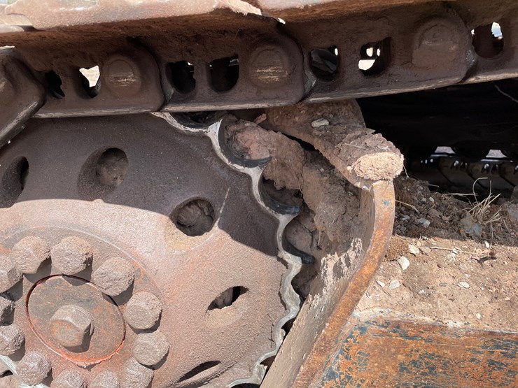 1982-caterpillar-215-image-37