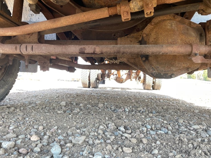 2000-ford-f550-image-15