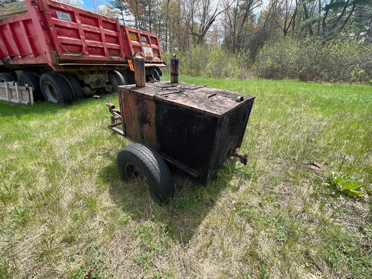 #2873-•-tar-kettle-on-trailer-(or)-image-3