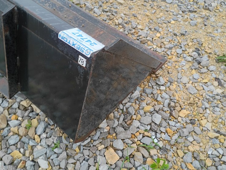 #24747-•-78"-smooth-bucket-skid-steer-attachment-image-11