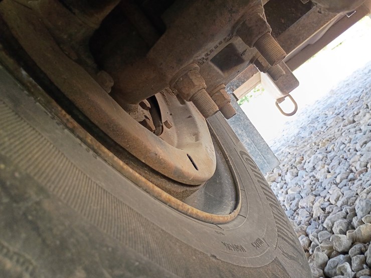 2005-ford-f750-image-114