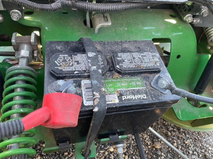 2016-john-deere-z915b-image-18