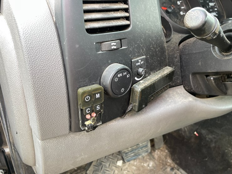 2008-chevrolet-silverado-1500-image-46