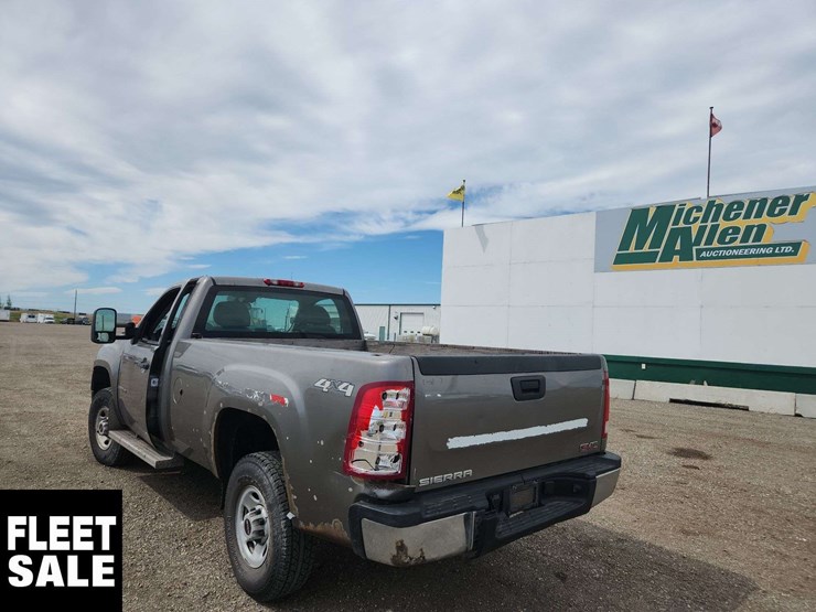 2009-gmc-sierra-2500hd-image-3