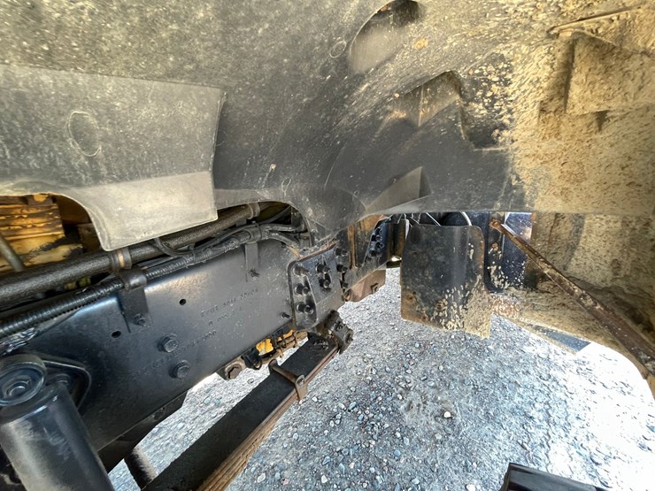 2000-caterpillar-c12-image-35